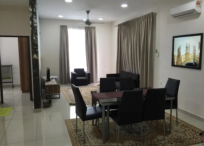 Homestay Condominium Larkin
